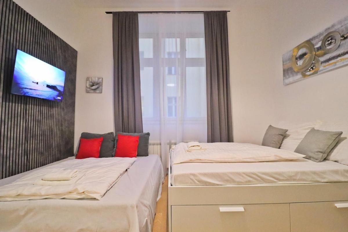 Modern In The Heart Of Apartmán Praha